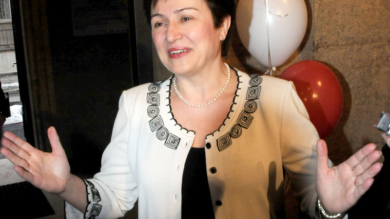 Кристалина Георгиева: Политиката на кабинета е като танго - 2 напред и 1 назад