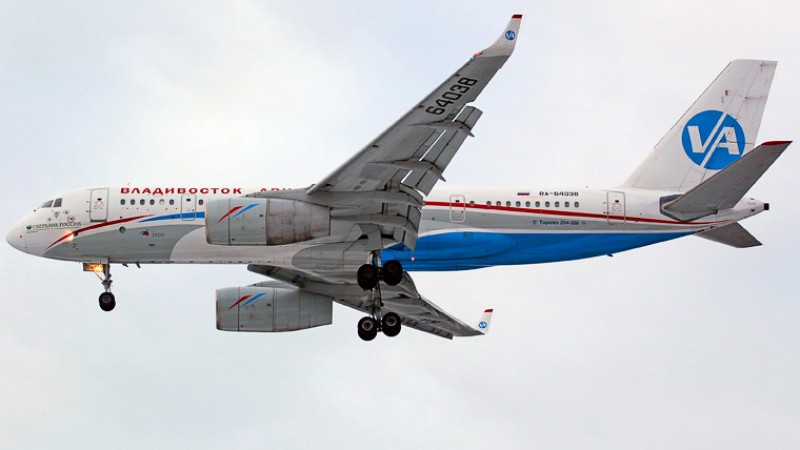 &quot;ТУ-204&quot; кацна аварийно край московското летище Домодедово, седмина са ранени