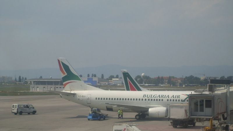 Затвориха и българските летища, небето над Европа блокирано 