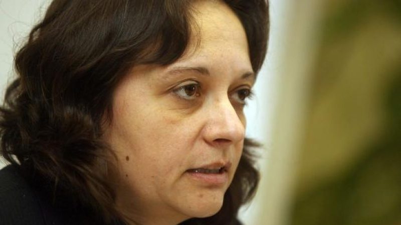 Ще искат отстраняване на Жени Начева от поста директор на Касата