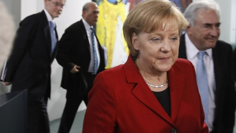 Меркел иска бързо решение за Гърция