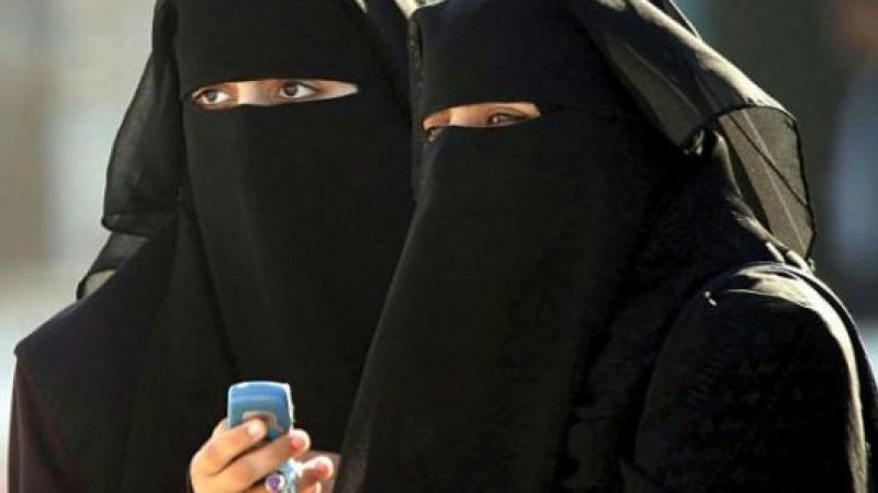 В Белгия забраниха на мюсюлманките да се забулват