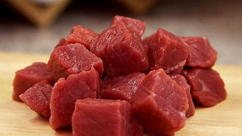 Откриха 8,2 т развалено месо в месокомбинат