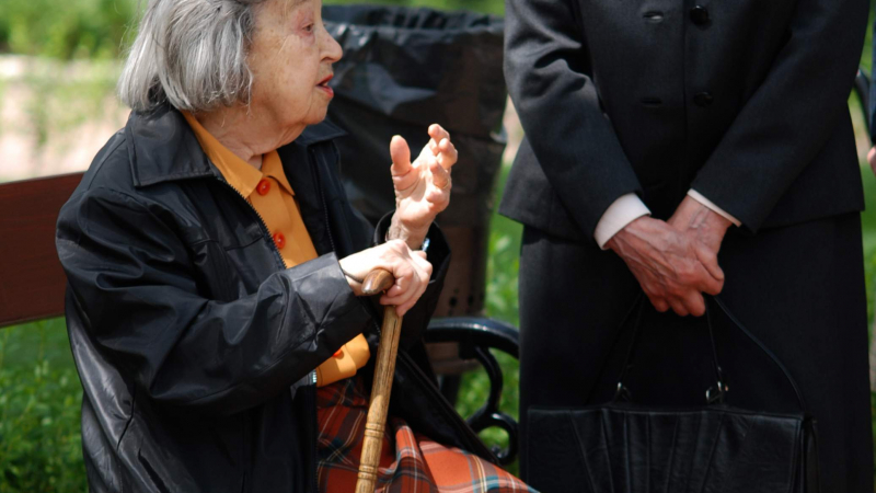 Ергенският данък няма да бъде като добавка към пенсията на самотните