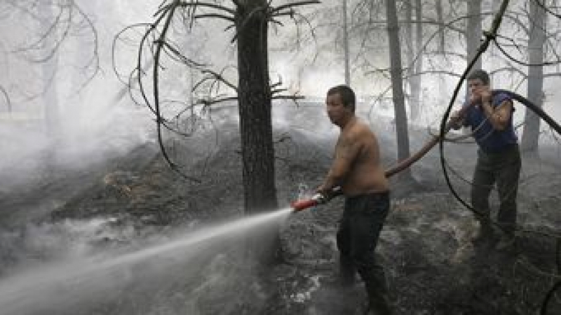 В Русия все още горят над един милион декара гори
