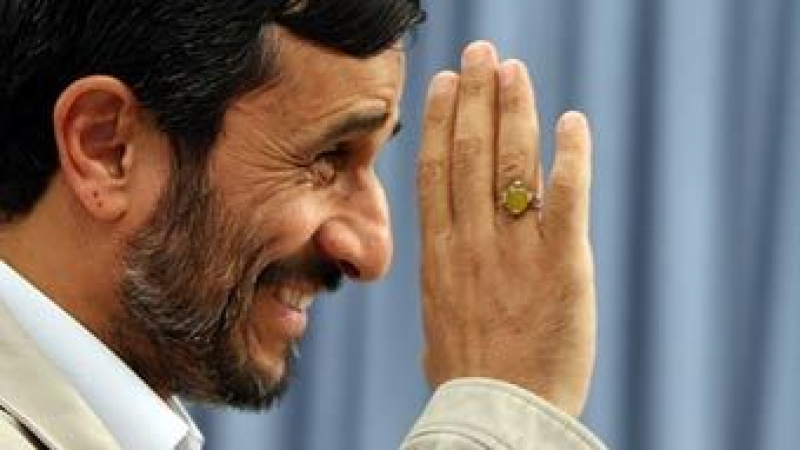 Техеран опроверга съобщенията за покушение над Ахмадинеджад