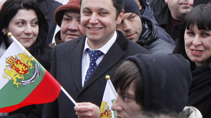 Яне Янев се обяви за президентска република 
