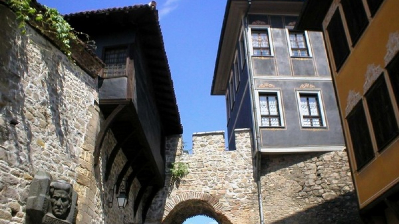 Комисия проверява старинния Пловдив