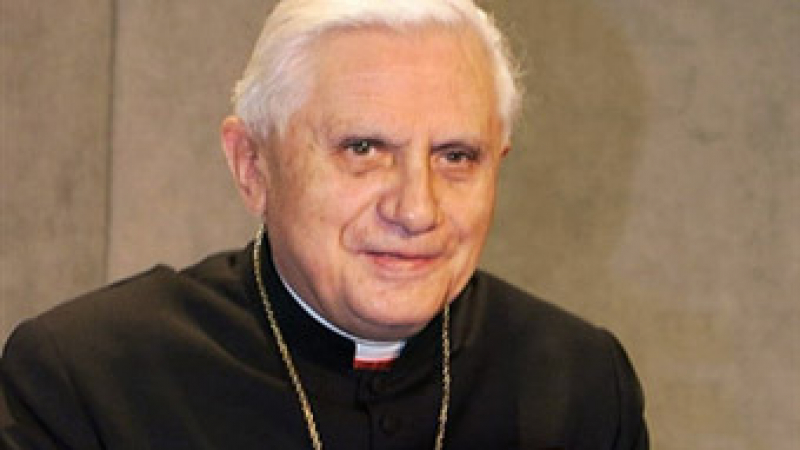 Голяма трагедия сполетя папа Бенедикт XVI
