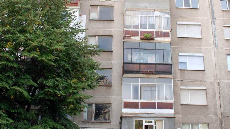 В Хасково пропада вход, ремонтът невъзможен заради EVN