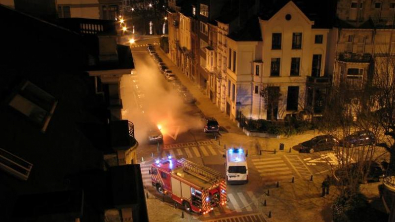 Взрив срути 3 къщи под носа на ЕС в Брюксел