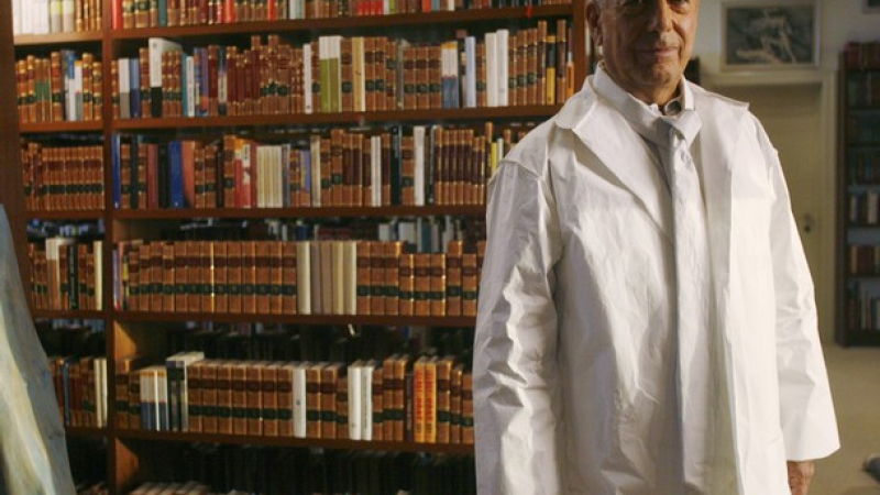 Марио Варгас Льоса с Нобелова награда за литература