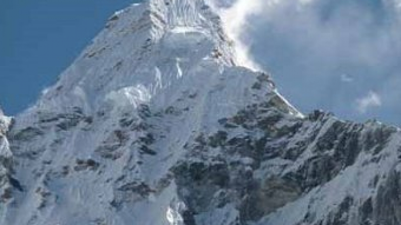 Походът до връх Яворец - една традиция на 54 г. (ВИДЕО)