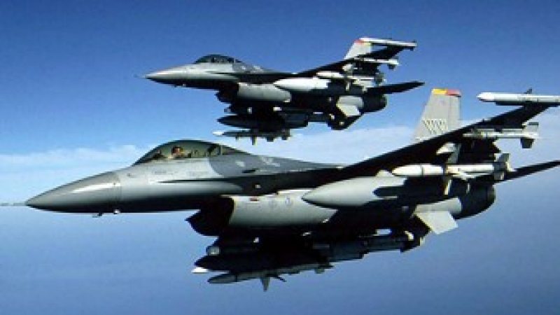 Става напечено: Турски изтребители Ф-16 кръжаха над гръцки остров