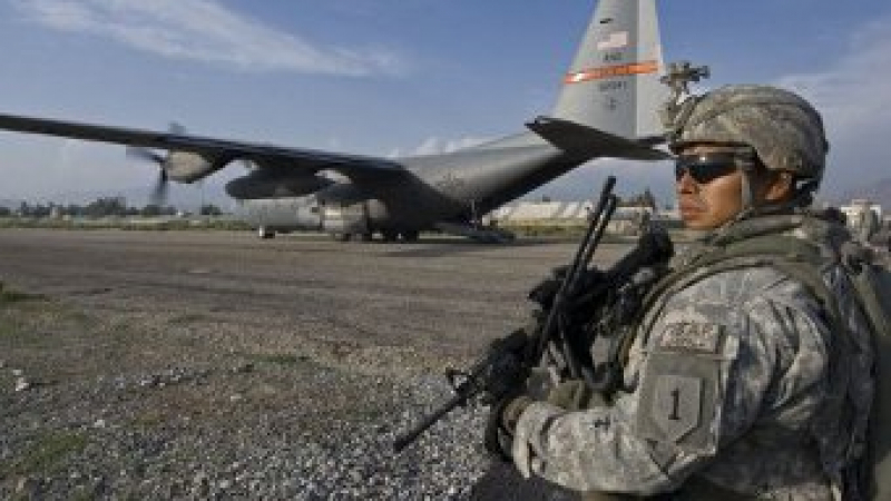 Талибани щурмували летище и база на НАТО в Афганистан