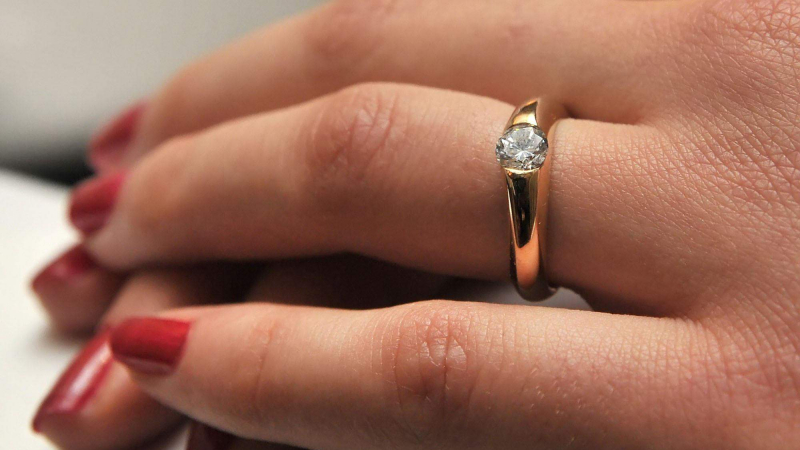 Пловдивчанинът Краси направи най-странното и мило предложение на клиентка - вместо пръстен...