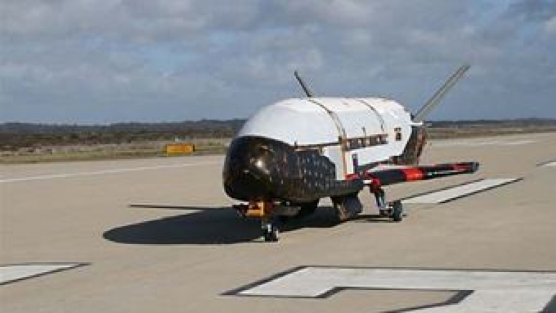 Полетът 244 дни в орбита на самолета Х-37В е признат за „колосално постижение”