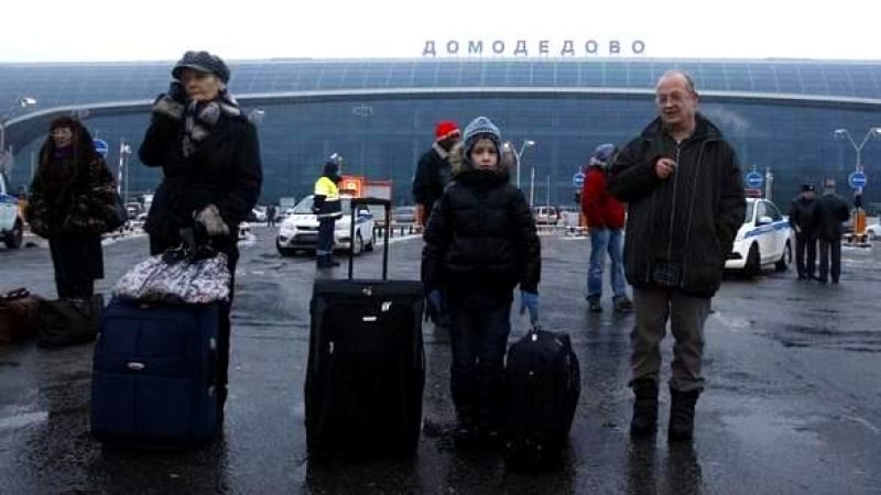 Камикадзе уби 31 и рани 130 души на московското летище “Домодедово”