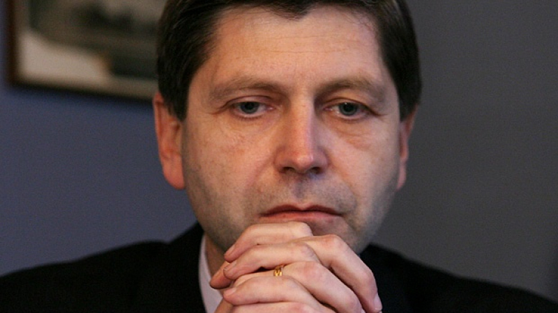 Идеолог от партията на Жан Виденов предрича погром за БСП на изборите