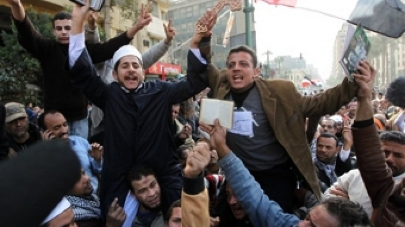 Египетските власти и опозицията се споразумяха за конституционни реформи