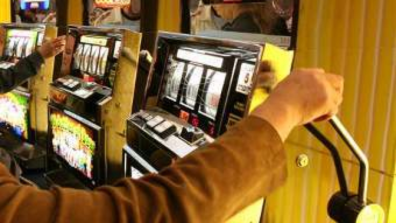 Германска депутатка иска демонтиране на 50 хиляди игрални автомата