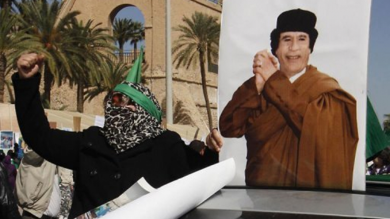 Безчинствата на Кадафи продължават