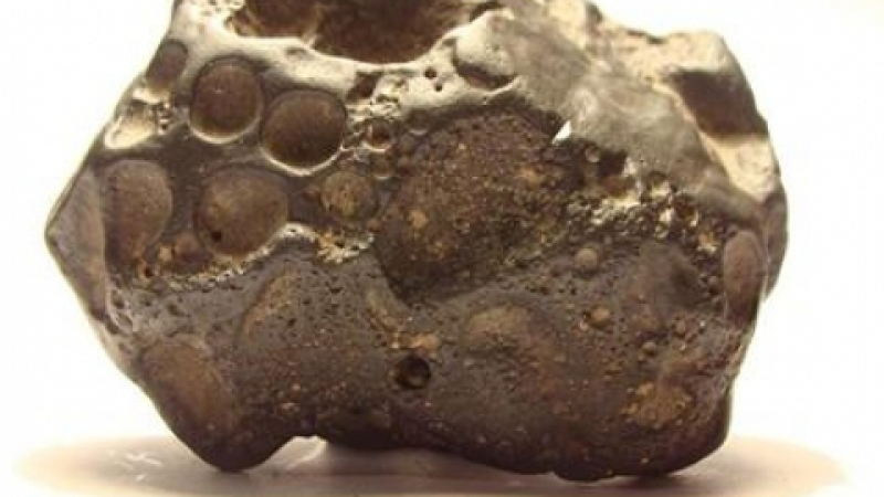 Метеорит на 4 млрд. години намериха спелеолози край Девин
