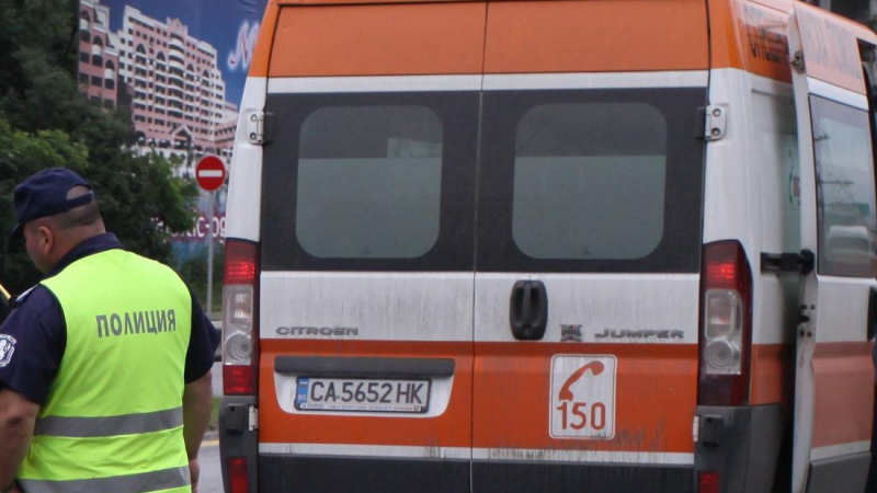 Двама загинаха в тежка катастрофа на пътя София-Бургас