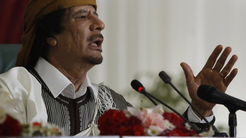 Кадафи се закани да избоде очите на враговете си
