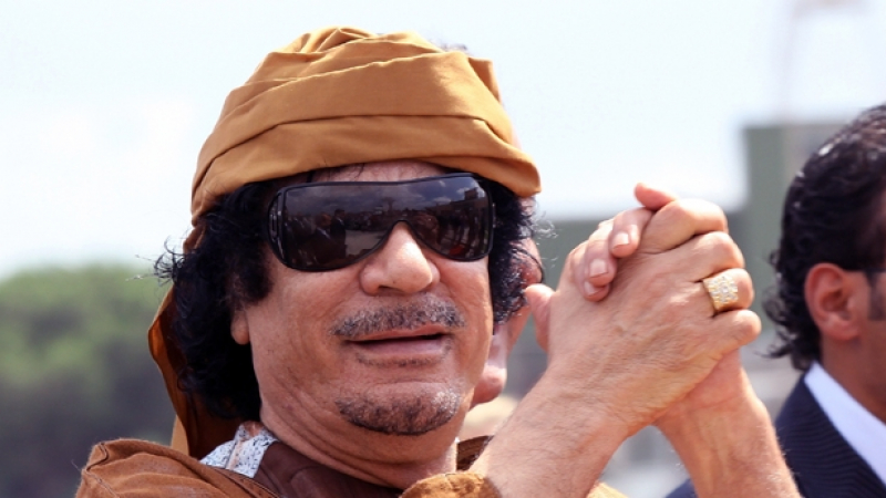 Кадафи с тв обръщение, клейми „агресията на кръстоносците”