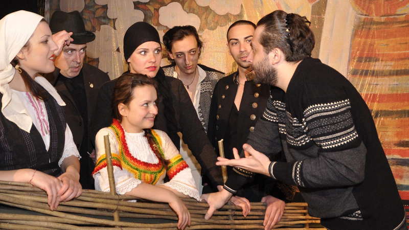 Мариус Куркински с нова постановка в Хасковския театър