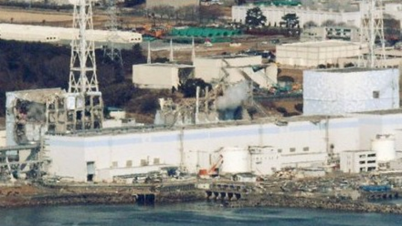 Цепнатината във &quot;Фукушима&quot; е запълнена, но пак изтича радиоактивна вода