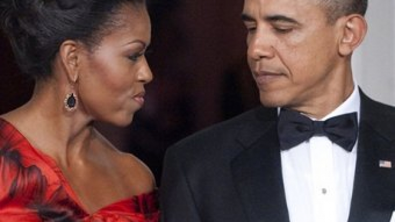 Доходите на Барак и Мишел Обама намалели тройно за година