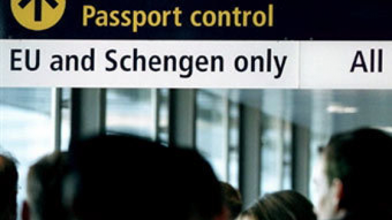 Франция обмисляла да излезе от Шенгенското споразумение