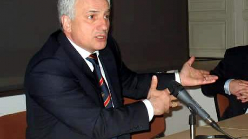 Босия: Посланикът ни в Ирак забъркан в оръжейна сделка за 31 млн. долара?