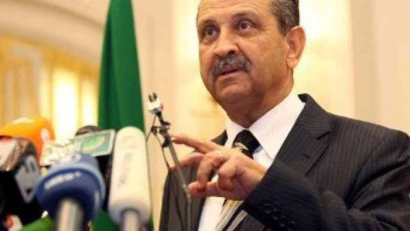 Либийският министър на нефтената промишленост премина към бунтовниците