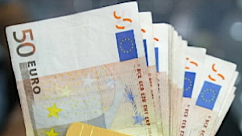 Десетки хиляди евро и долари са иззети при операция &quot;Валутата&quot; на &quot;Позитано&quot;