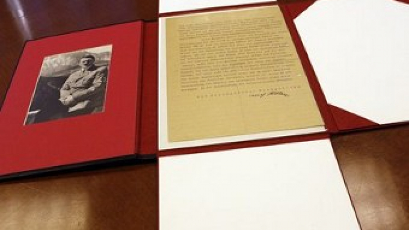 Първото писмо на Хитлер за Холокоста е показано в Ню Йорк