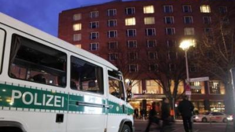 Арестуваха двама за подготвяна бомбена атака в Берлин
