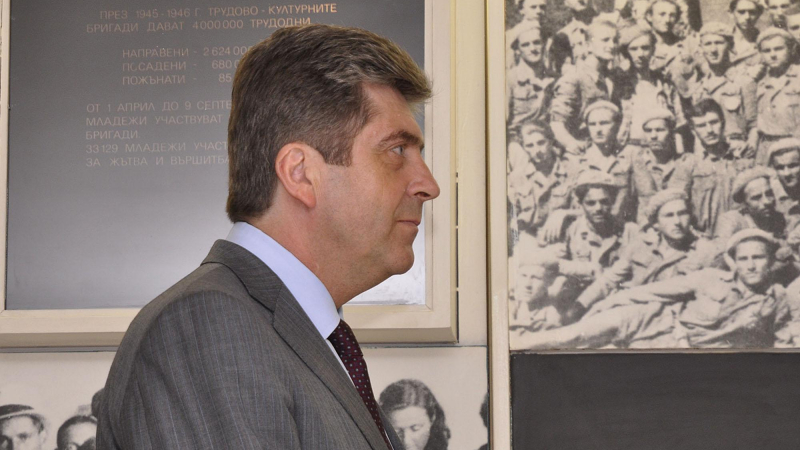 Президентът: Как Дянков ще вкара в музеите АЕЦ „Козлодуй”, НДК или „Нефтохим”? 