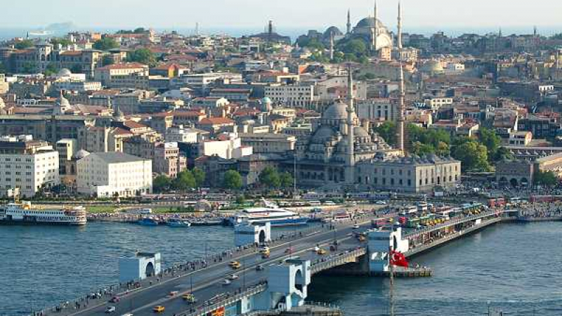 35 деца зарязани в Истанбул