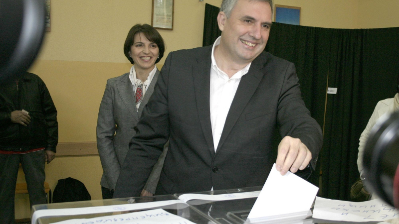 Ивайло Калфин: Гласувам за младите
