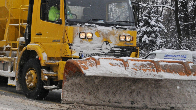 1000 машини с GPS срещу снега