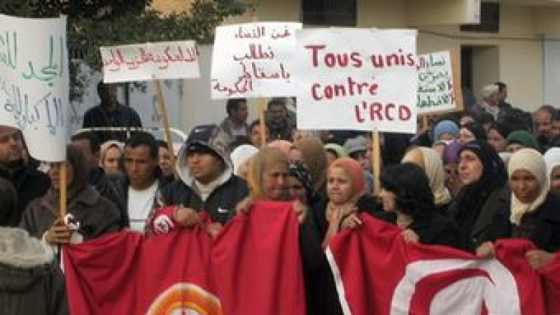 Президентът на Тунис взриви страната със скандално предложение