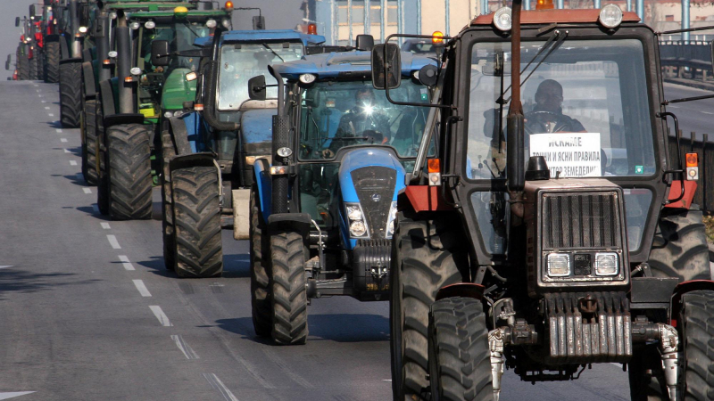 170 трактора идват днес София, остават до четвъртък
