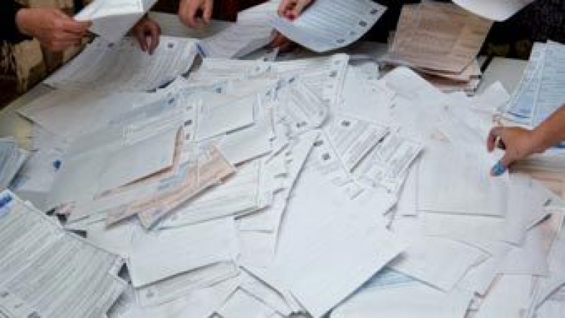 ЦИК определи мандатите за изборните райони