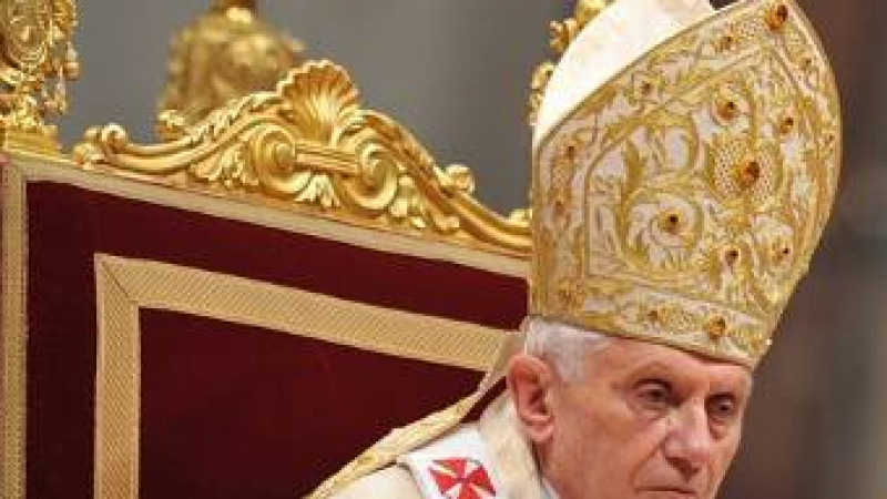Папа Бенедикт ХVІ осъди комерсиализацията на Рождество