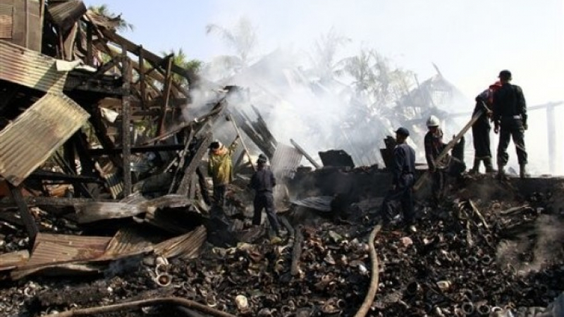 17 убити при взрив в Мианмар 