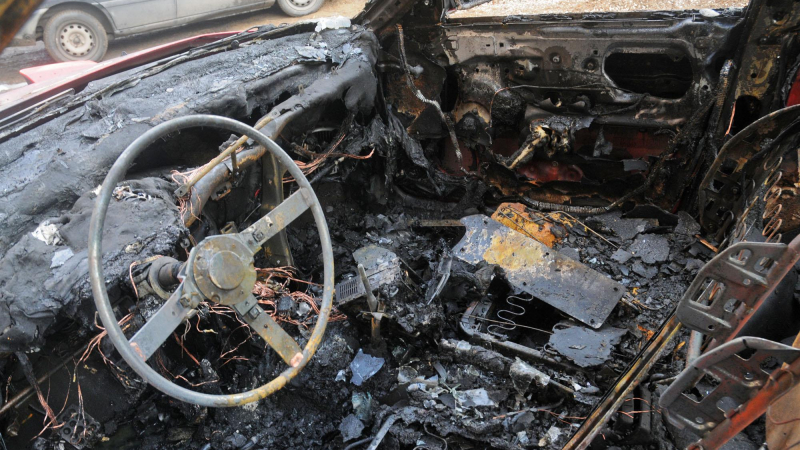 Опожариха автомобил в Перник