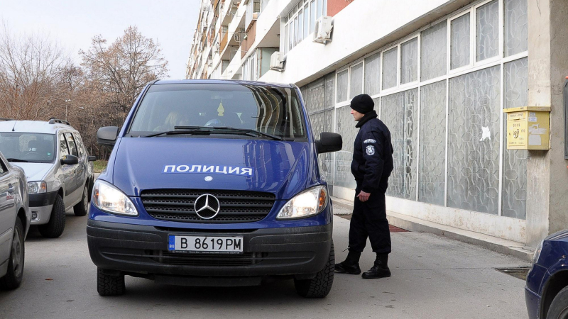 Въоръжени опитаха да ограбят поща във Варна